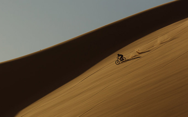 into-the-dirt-andi-tillmann-dune-7-in-nambia